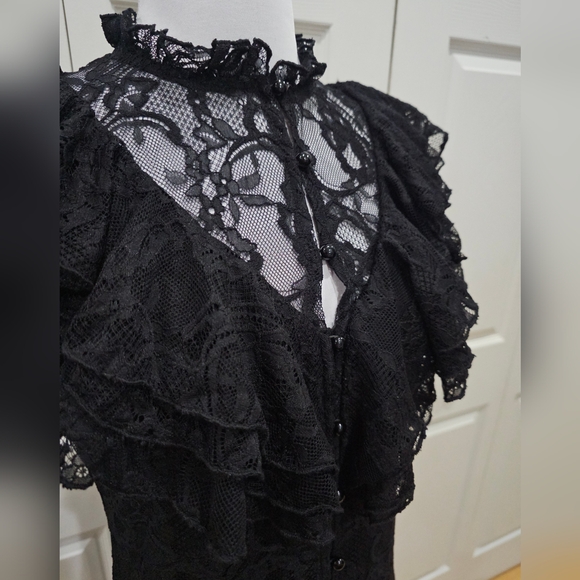 ~SOLD~ Killstar Goth Victorian Black Lace Vampires Ball Button up Maxi Dress S - Picture 5 of 13